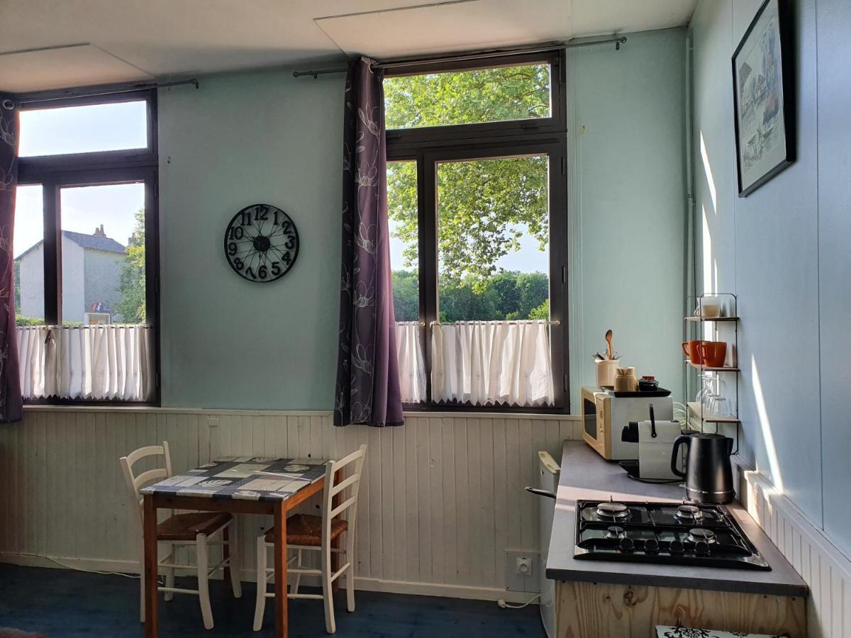 Camping Des 2 Rives- Chambres Etang-sur-Arroux Eksteriør billede