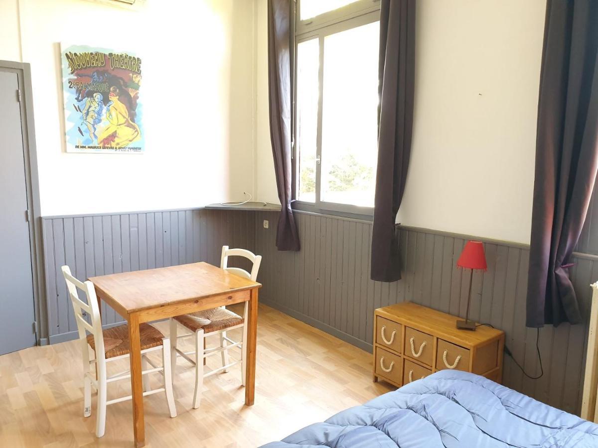 Camping Des 2 Rives- Chambres Etang-sur-Arroux Eksteriør billede