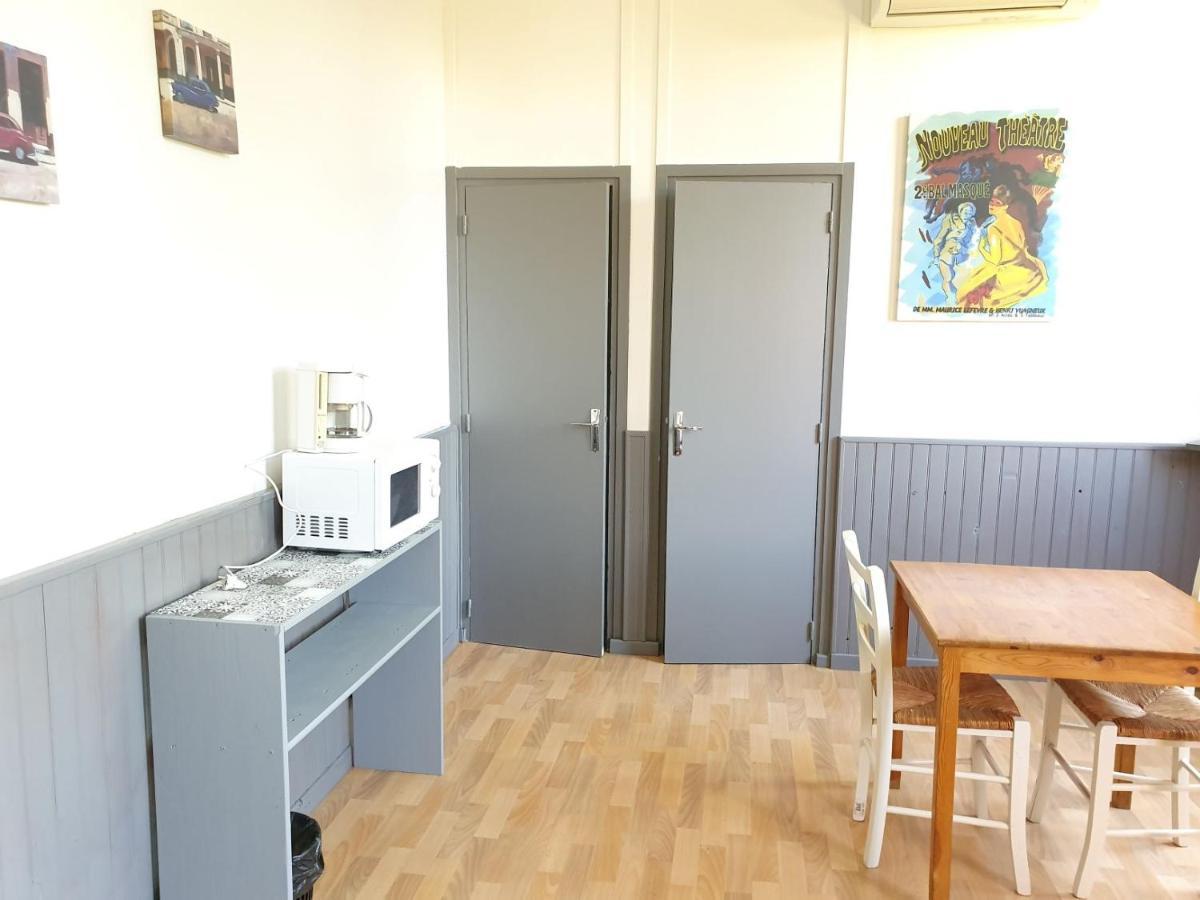 Camping Des 2 Rives- Chambres Etang-sur-Arroux Eksteriør billede